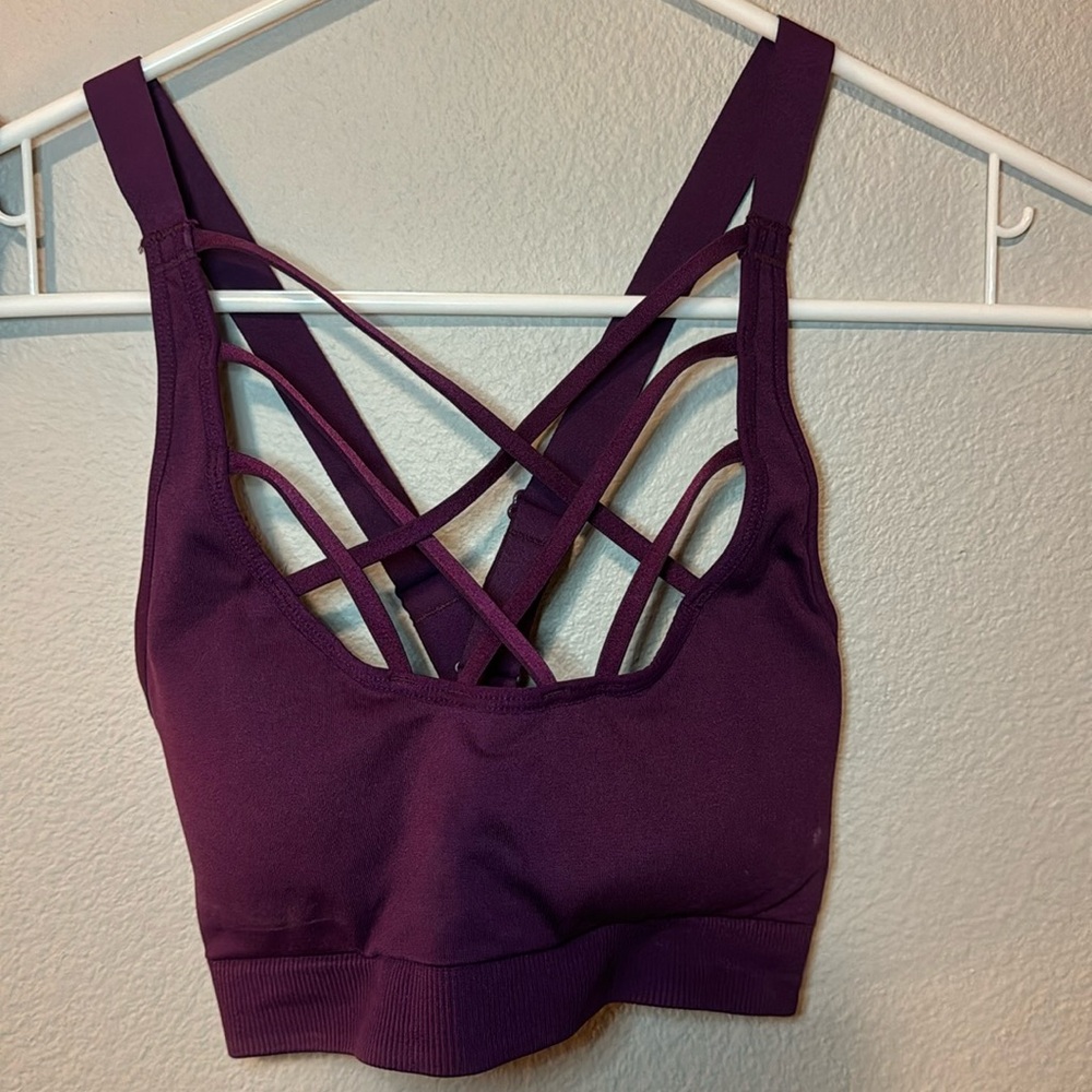 Victoria’s Secret Sport Sexy Criss-cross Sports Bra